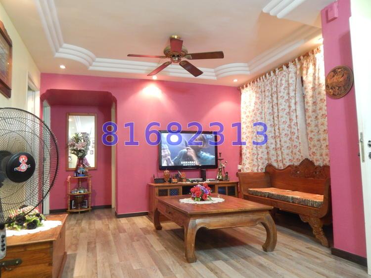 Woodlands Circle thumbnail photo